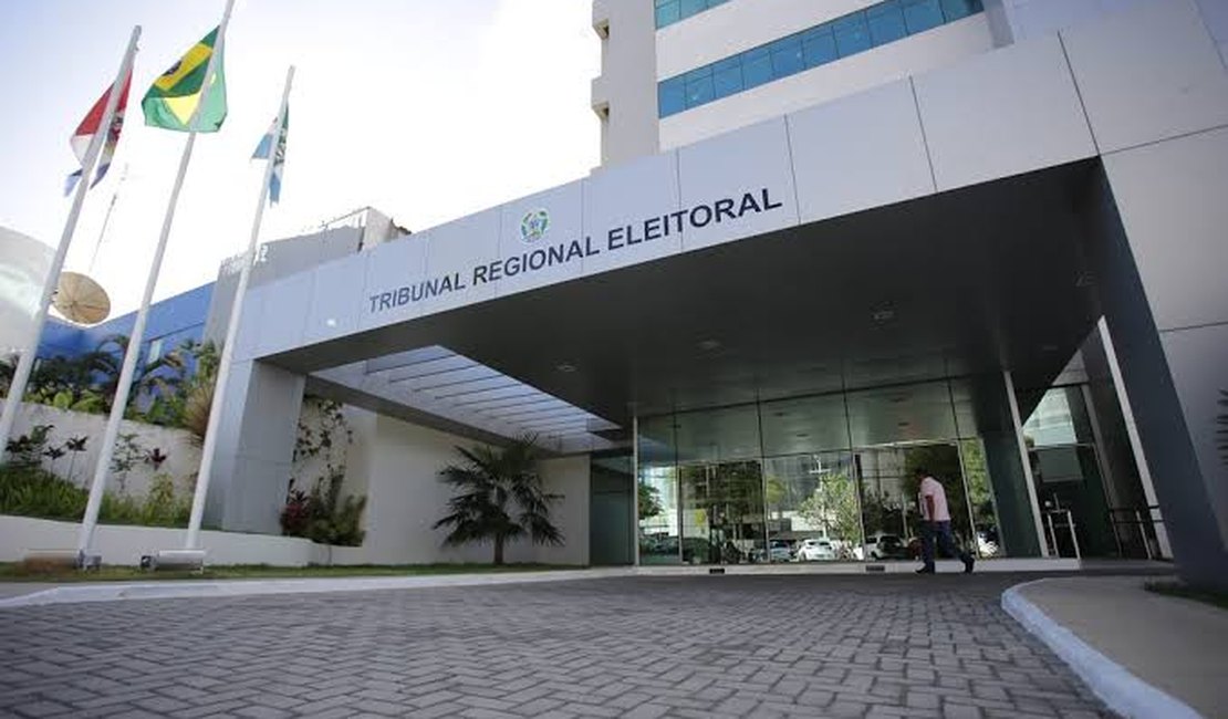 TRE volta a coletar biometria de eleitores em Alagoas