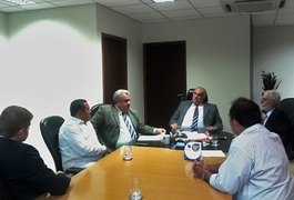 Presidente do TJ/AL se reúne com representantes do Arapiraca Segura