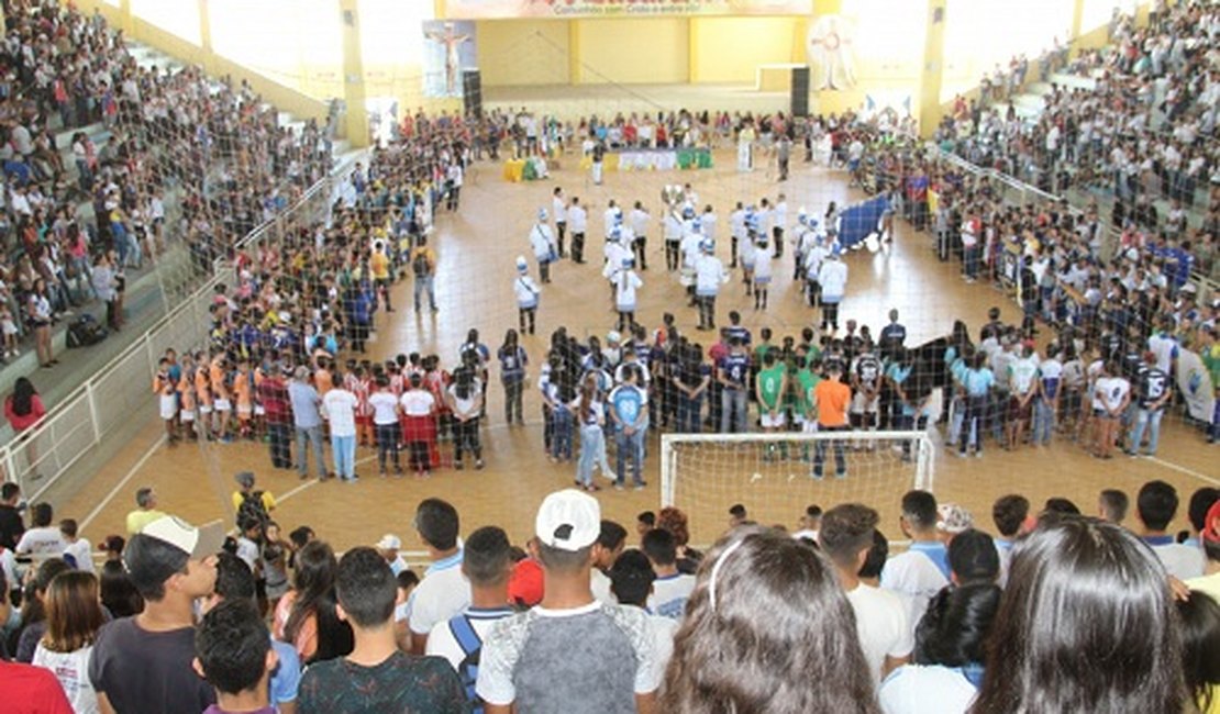 Abertura dos Escolares é realizada com saudosismo aos Jogos da Primavera