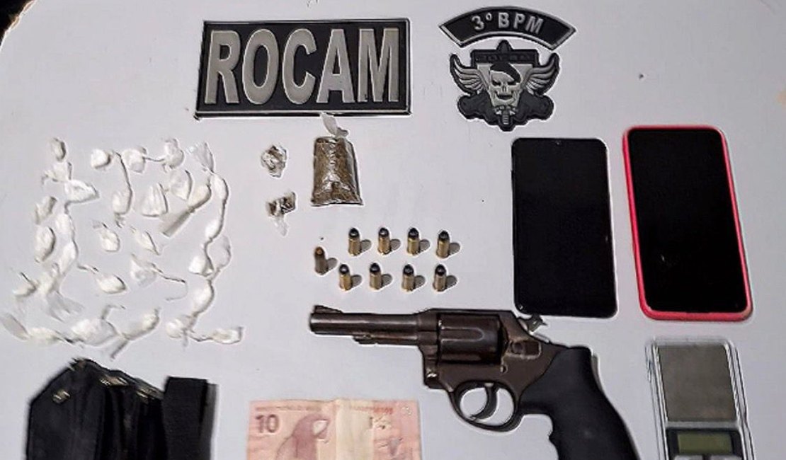 PM realiza prisão de jovens e apreende drogas e revólver no bairro Brasília