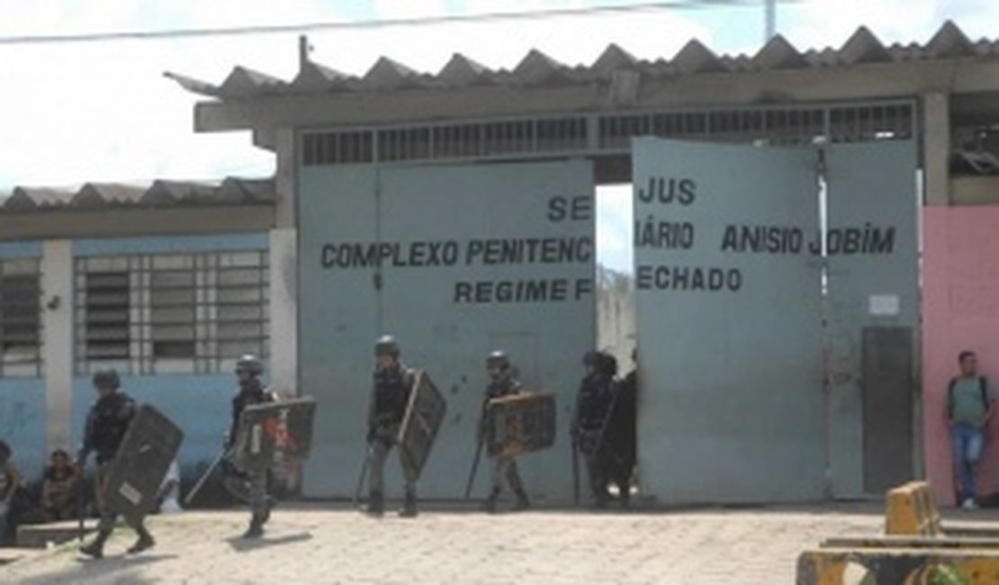 Rebelião em presídio de Manaus deixa 15 mortos