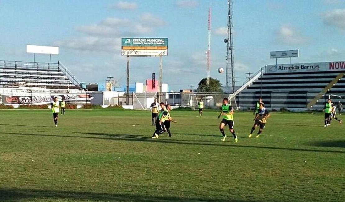 ASA inicia treinos com jogadores que não atuaram contra o Vila Nova