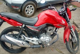 PM localiza moto roubada no bairro Primavera, em Arapiraca