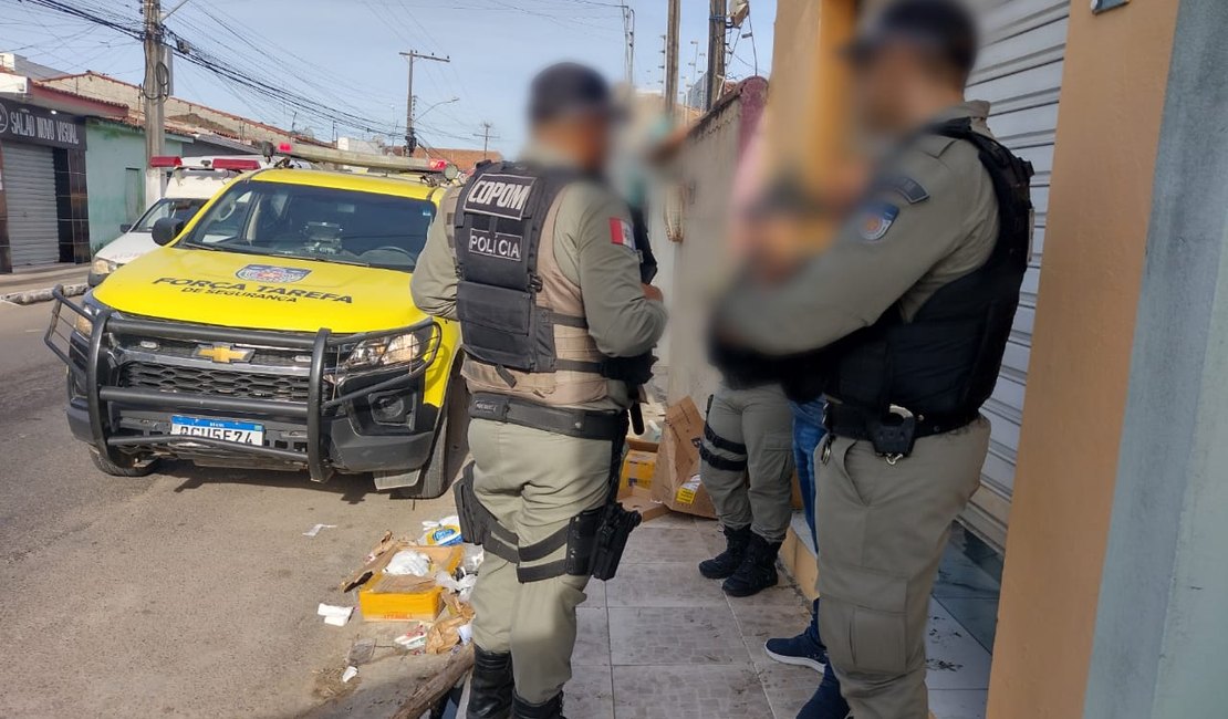 Ladrões furtam loja de celulares e ligam ventilador para aguentar calor durante o crime, em Arapiraca