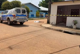 Ciclista é perseguido e assassinado a tiros em via pública por criminosos em moto