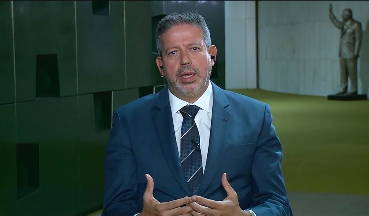 Arthur Lira critica 'tratamento desonroso' ﻿de big techs com a Câmara em votação da PL das FakeNews