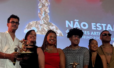 Cinema alagoano faz história no Festival do Rio com prêmio de melhor filme para “Não Estamos Sonhando”