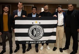 Comitiva alvinegra realiza visita institucional ao presidente da CBF, Ednaldo Rodrigues