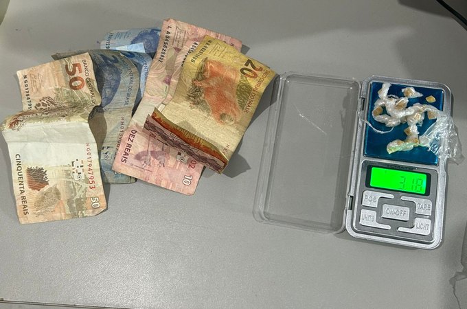 Homem de 20 anos é preso por tráfico de drogas no Centro de Arapiraca