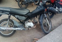 Moto roubada no domingo é localizada nesta segunda-feira, em Arapiraca