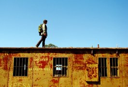 Praça Luiz Pereira Lima recebe cinema de graça nesta quarta