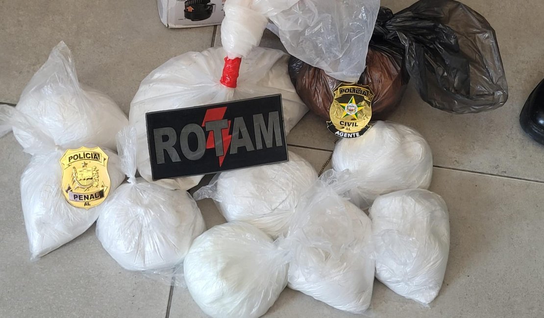 Polícia Militar apreende 24,5 Kg de drogas em bairros de Maceió