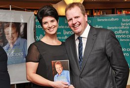 Mariana Godoy diz que marido, Dalcides Biscalquin, permaneceu virgem até o dia do casamento