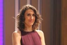 Paola Carosella, do 'MasterChef', recusa convite pra posar nua:'Mera cozinheira'