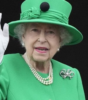 Vidente famosa disse que rainha Elizabeth II morreria em 2022