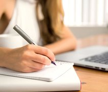 Estudantes podem testar conhecimentos no simulado online 'Hora do Enem'