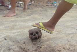 Crianças encontram crânio na periferia de Marechal Deodoro