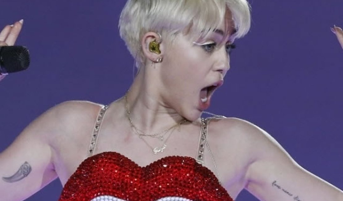 Miley Cyrus faz diversas exigências para apresentações no Brasil