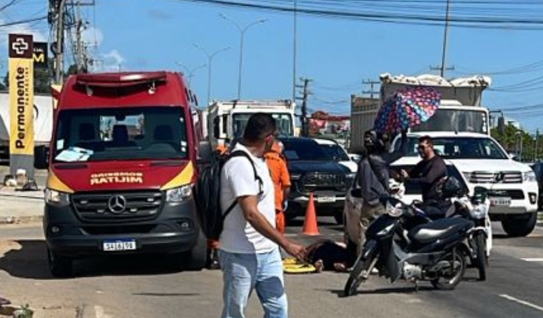 Mototaxista e passageira ficam feridos após acidente na AL-220, em Arapiraca