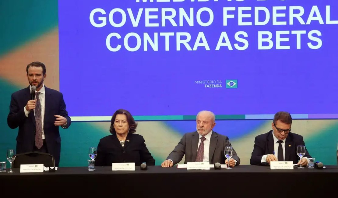 Bets que continuarem no ar após prazo serão bloqueadas, diz Durigan