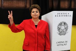 Dilma comemora sétima vitória consecutiva do PT em turnos de eleições presidenciais