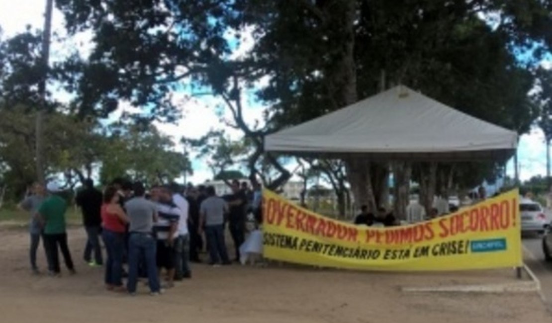Agentes penitenciários iniciam greve hoje e suspendem visitas aos presos