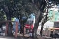 Homem é flagrado urinando em praça pública e caso repercute em Arapiraca