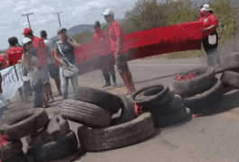 Família de jovem que foi encontrado em cisterna, no Agreste, faz protesto pedindo por Justiça