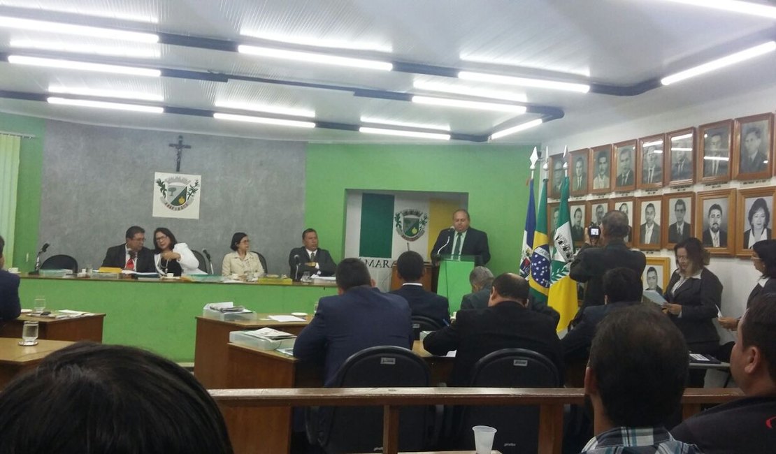 Denúncia: vereador afirma que ônibus escolares municipais colocam segurança de alunos em risco