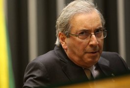 Ministro do STF determina afastamento de Cunha do mandato de deputado