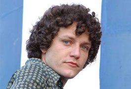 Morre aos 49 anos o ator Edward Boggiss, de 'Sandy e Junior' e 'Malhação'