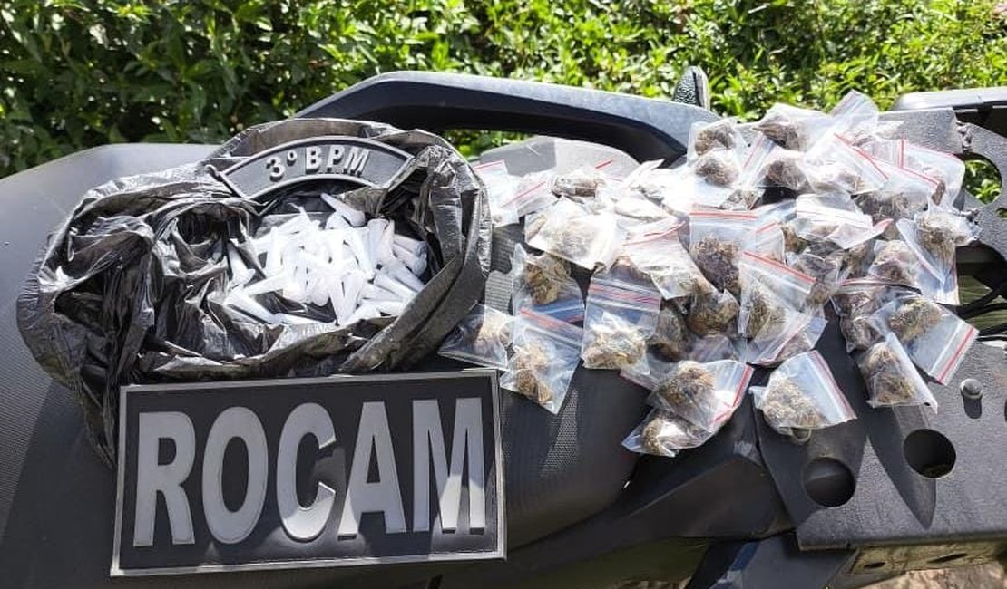 ROCAM prende suspeito por tráfico de drogas após tentativa de fuga no Conjunto Frei Damião, em Arapiraca
