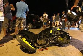 Colisão entre carro e moto deixa jovem ferido em Marechal Deodoro