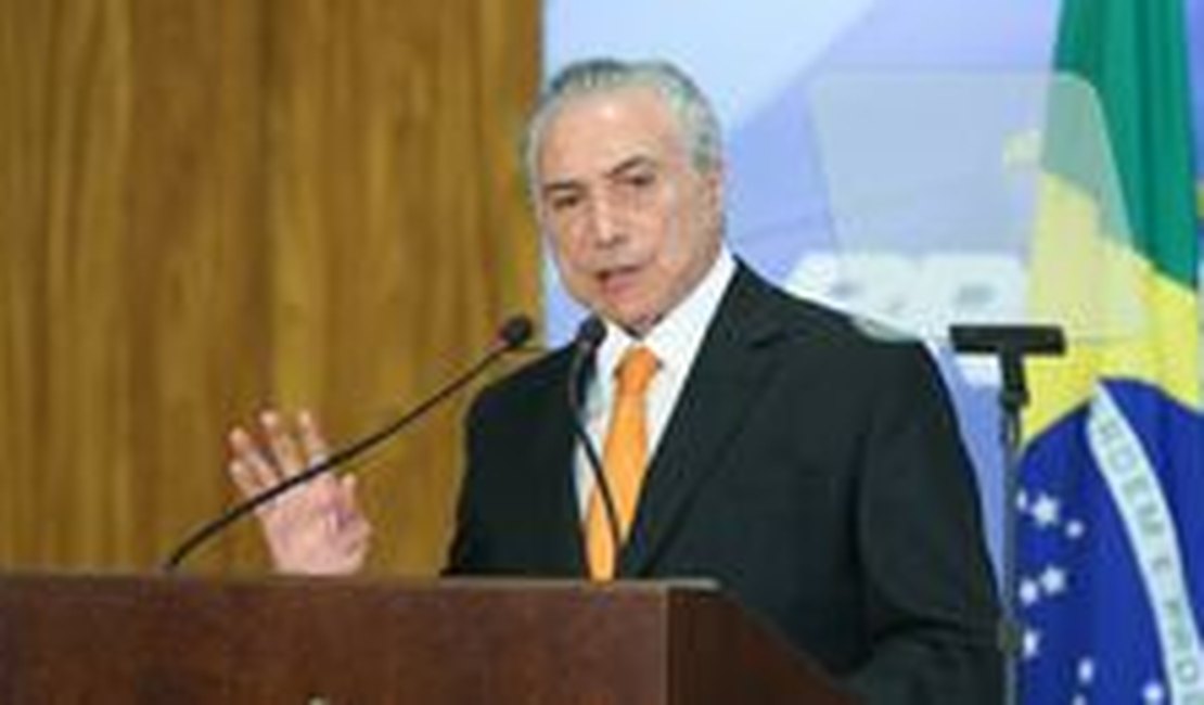 Temer anuncia retomada de empregos em fevereiro e destaca otimismo na economia