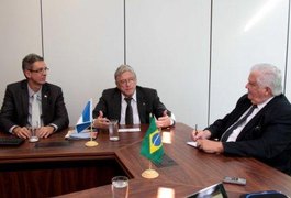 Governador busca apoio para projetos na área de Ciência e Tecnologia