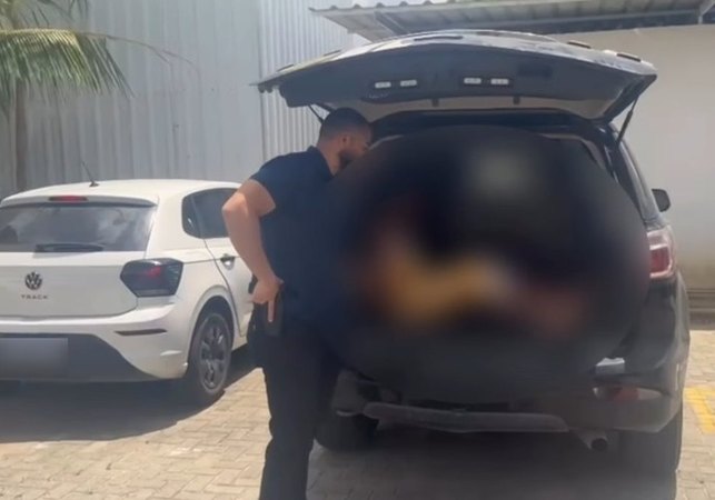 Vídeo. Mulher é presa após dar informações privilegiadas a assassinos do companheiro em Maceió