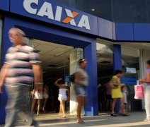 Agências da Caixa têm movimento intenso após abertura da terceira etapa de saques do FGTS