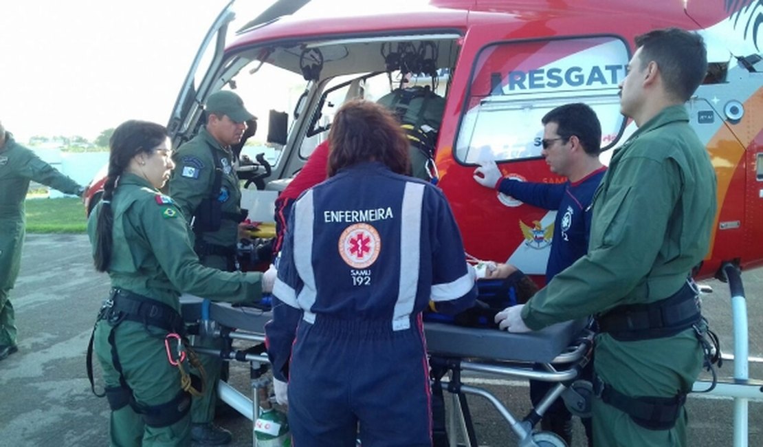 Samu Aeromédico socorre duas crianças no interior de Alagoas