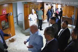 Imagens mostram Lula e ministros no Palácio do Planalto no mesmo dia do ataque de 8 de janeiro