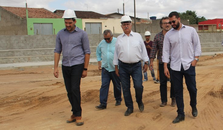 Rogério Teófilo amplia agenda de visitas e anuncia mais obras em Arapiraca