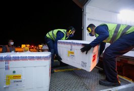 Idosos a partir dos 85 anos serão vacinados com as 27.500 doses da Oxford/AstraZeneca