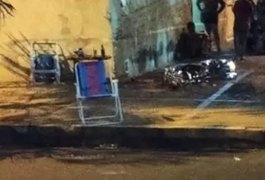 Homem morre na porta de casa após ser baleado por assassino encapuzado no MS