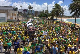 Ato contra o governo Dilma reúne manifestantes em Maceió e Arapiraca