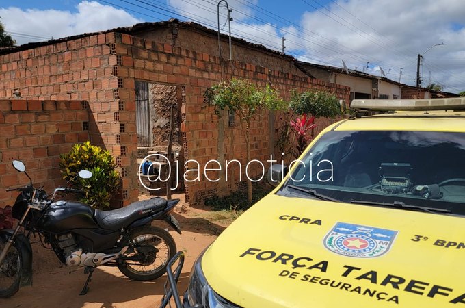 PM prende dupla suspeita de matar servente de pedreiro na zona rural de Arapiraca