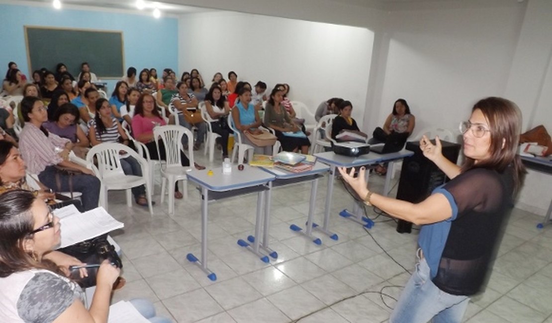 Professores da pré-escola recebem nova capacitação