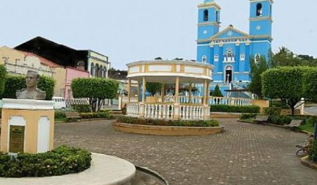 Adolescente suspeito de tentar assaltar lanchonete é baleado em Pilar