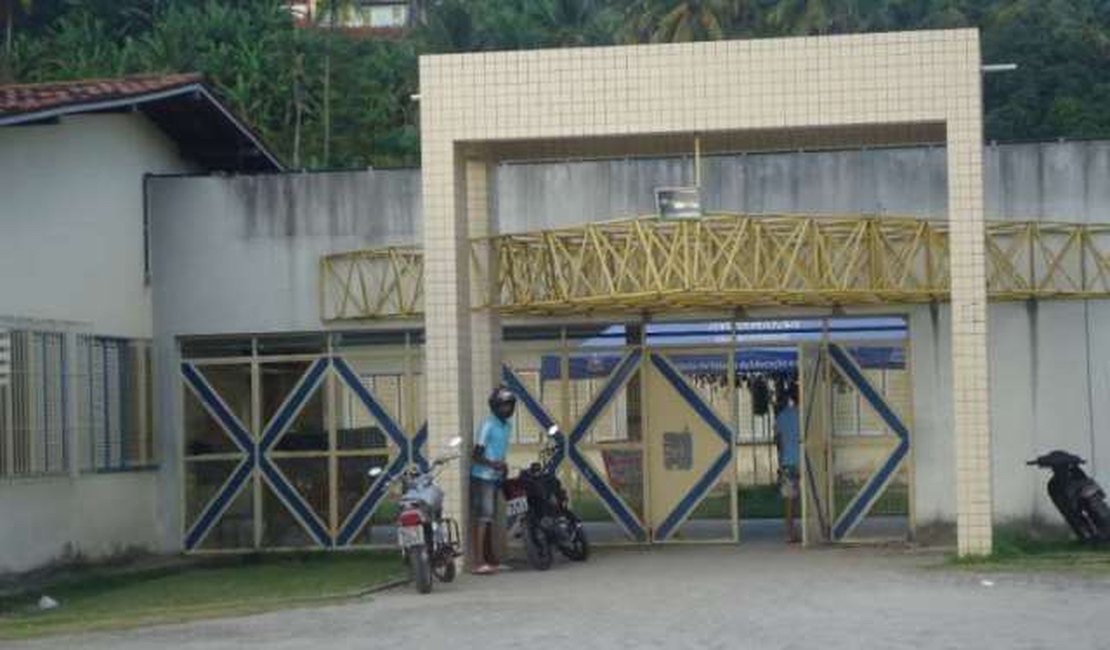Aulas são suspensas após escola ser atacada com bombas em Coruripe