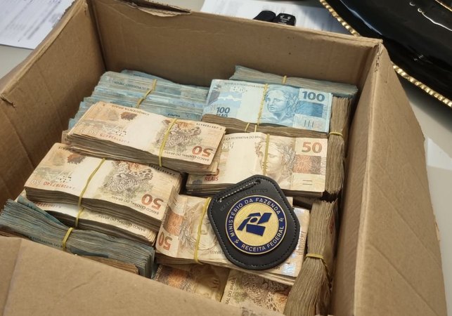 Operação Obsidiana: Receita Federal e PF combatem falsa consultoria tributária que causou prejuízo de R$ 450 milhões
