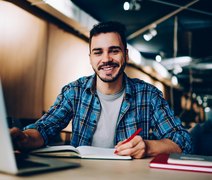 Startup educacional disponibiliza curso gratuito e on-line para programadores