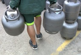 Polícia consegue recuperar 200 botijões de gás roubados em Rio Largo